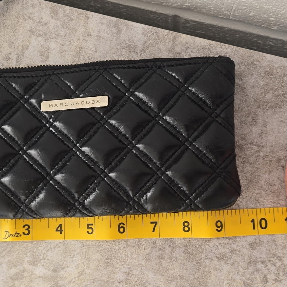 Marc Jacobs Quilted Leather Wristlet/Pouch/Wallet - Picture 12 of 13